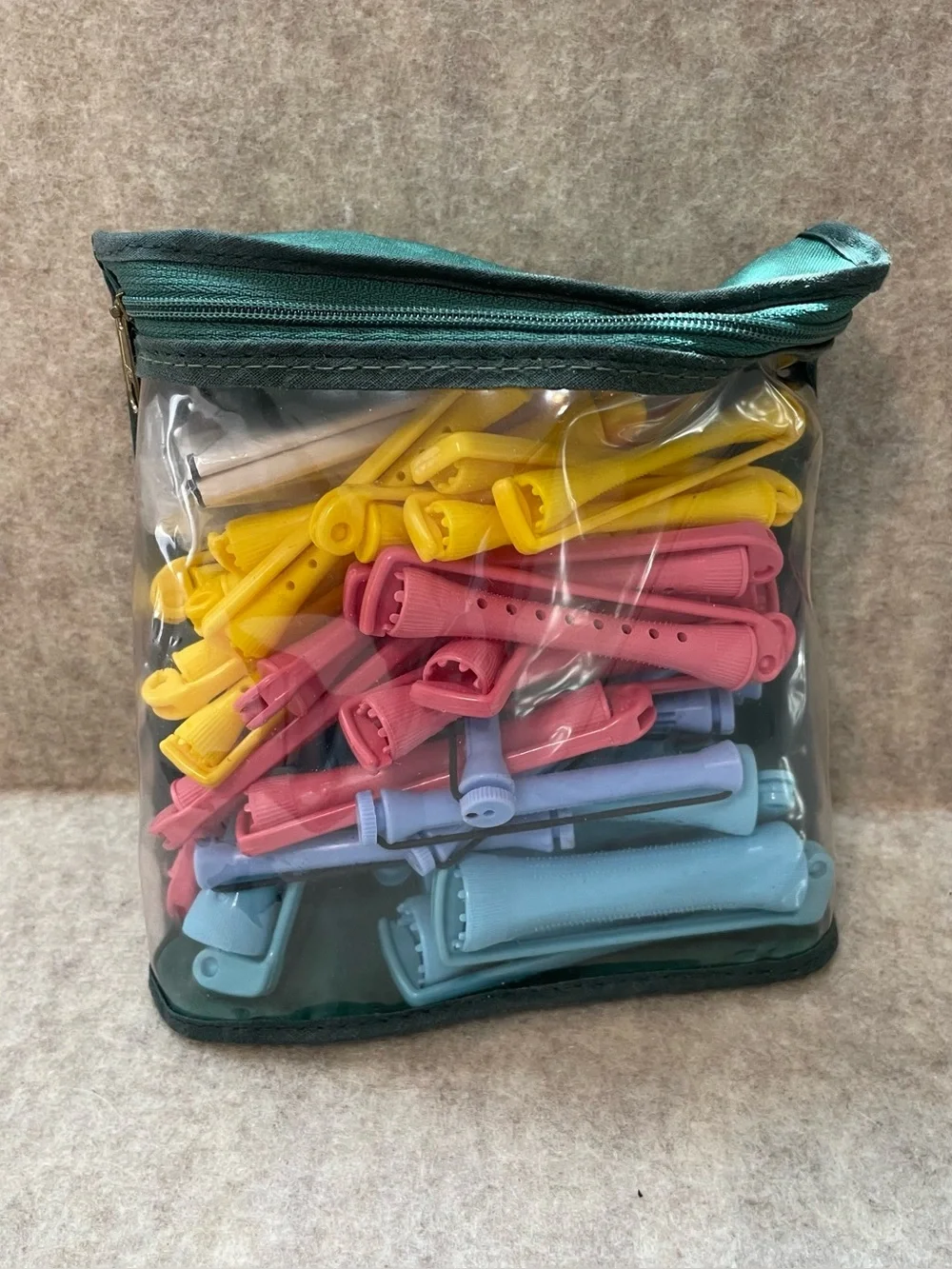 Vintage lot 41 perm Rods Plastic Clip/rubber Swing Arm Rollers papers bag